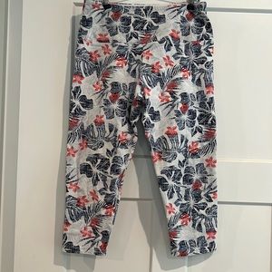 intro ❤️ Love the Fit Capri Legging